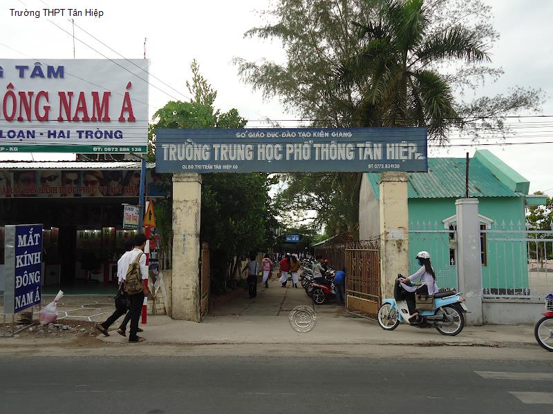 Trường THPT Tân Hiệp