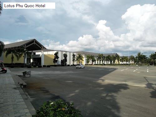 Vệ sinh Lotus Phu Quoc Hotel